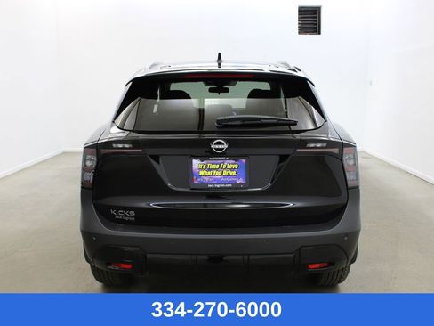 New 2026 Nissan Kicks SV w/ SV Premium Package image 3