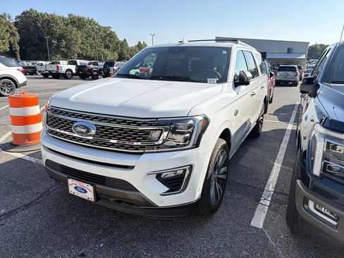 Used 2021 Ford Expedition Max King Ranch w/ Cargo Package AWD/4WD image 18