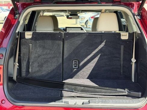 Used 2023 Toyota Highlander XLE image 35