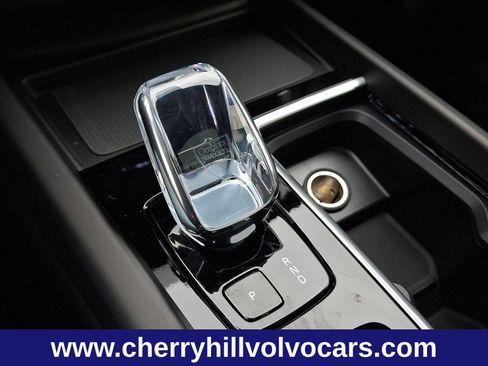 New 2026 Volvo XC60 B5 Plus w/ Protection Package Premier image 10