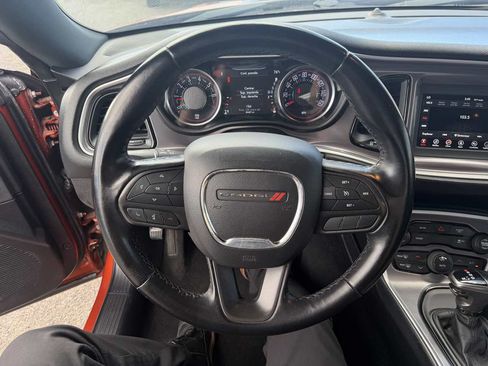 Used 2021 Dodge Challenger SXT RWD image 8