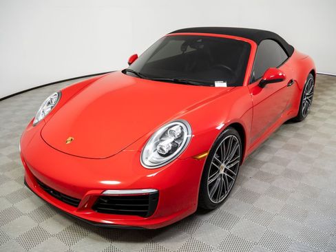 Used 2019 Porsche 911 Carrera S image 33