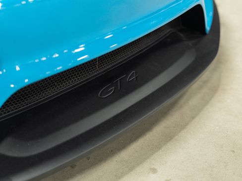 Used 2021 Porsche 718 Cayman GT4 RWD image 21