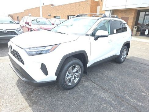 New 2025 Toyota RAV4 XLE image 3