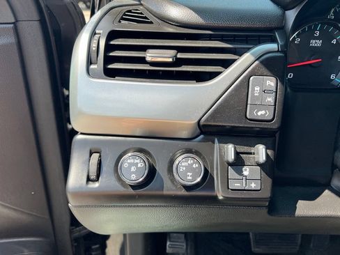 Used 2016 Chevrolet Tahoe LTZ AWD/4WD image 46