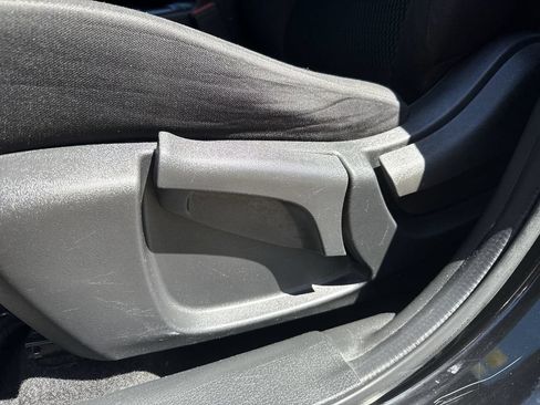 Used 2019 Nissan Rogue Sport S FWD image 12