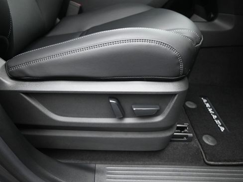 New 2025 Nissan Armada SV image 16