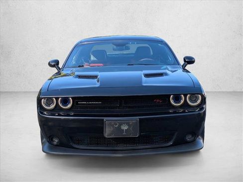 Used 2016 Dodge Challenger R/T Scat Pack w/ Leather Interior Group RWD image 2
