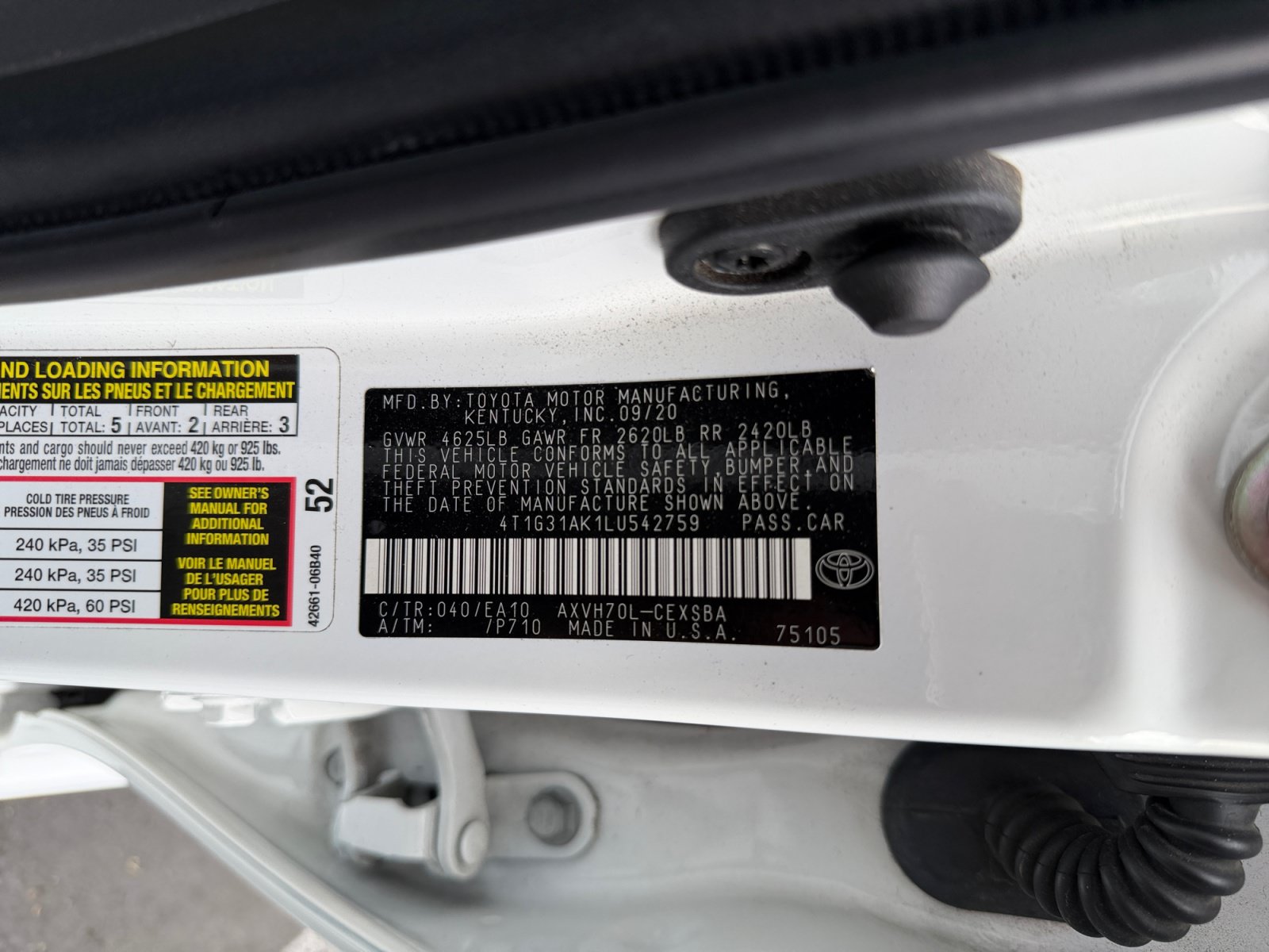 Used 2020 Toyota Camry SE w/ Carpet Mat Package FWD image 18