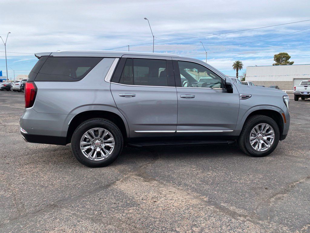 Used 2025 GMC Yukon Denali AWD/4WD image 5