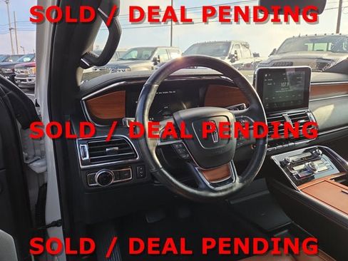 Used 2019 Lincoln Navigator Reserve w/ Cargo Package image 8