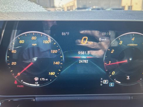 Used 2021 Mercedes-Benz GLA 250 image 6