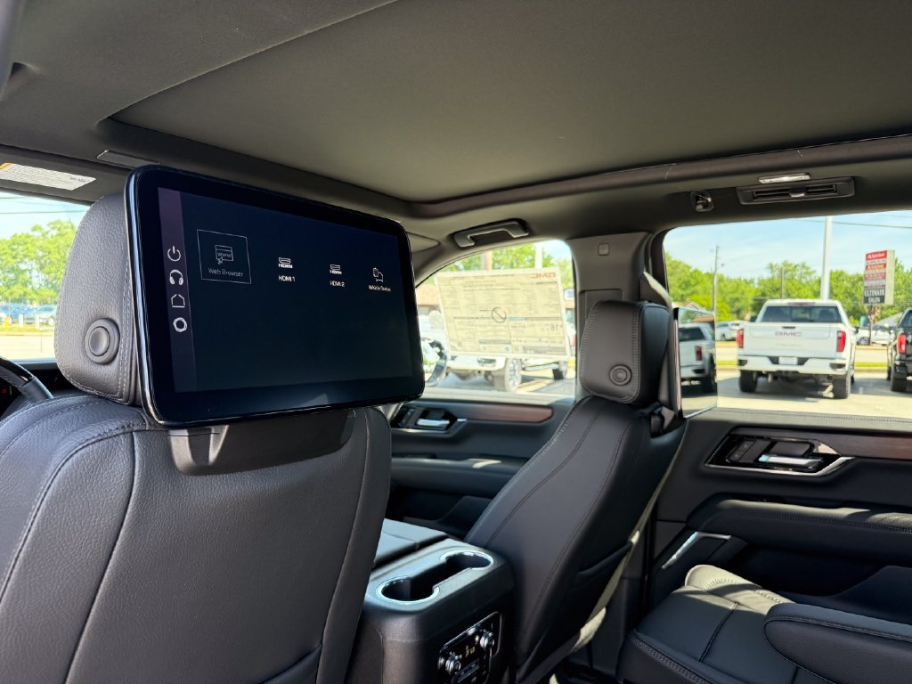 New 2026 GMC Yukon XL Denali w/ Denali Reserve Package AWD/4WD image 25