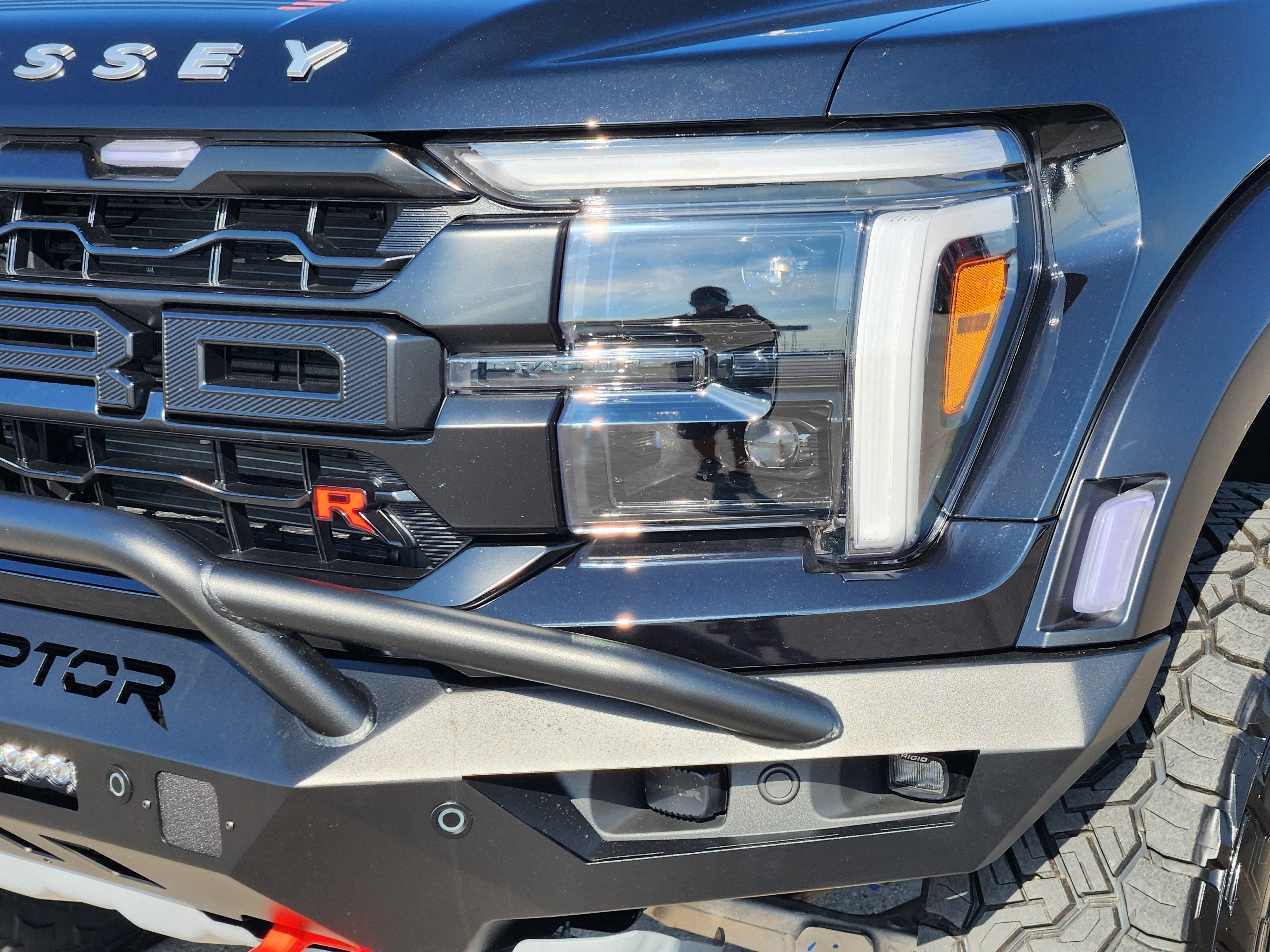 New 2026 Ford F150 Raptor w/ Equipment Group 803A Raptor R AWD/4WD image 6