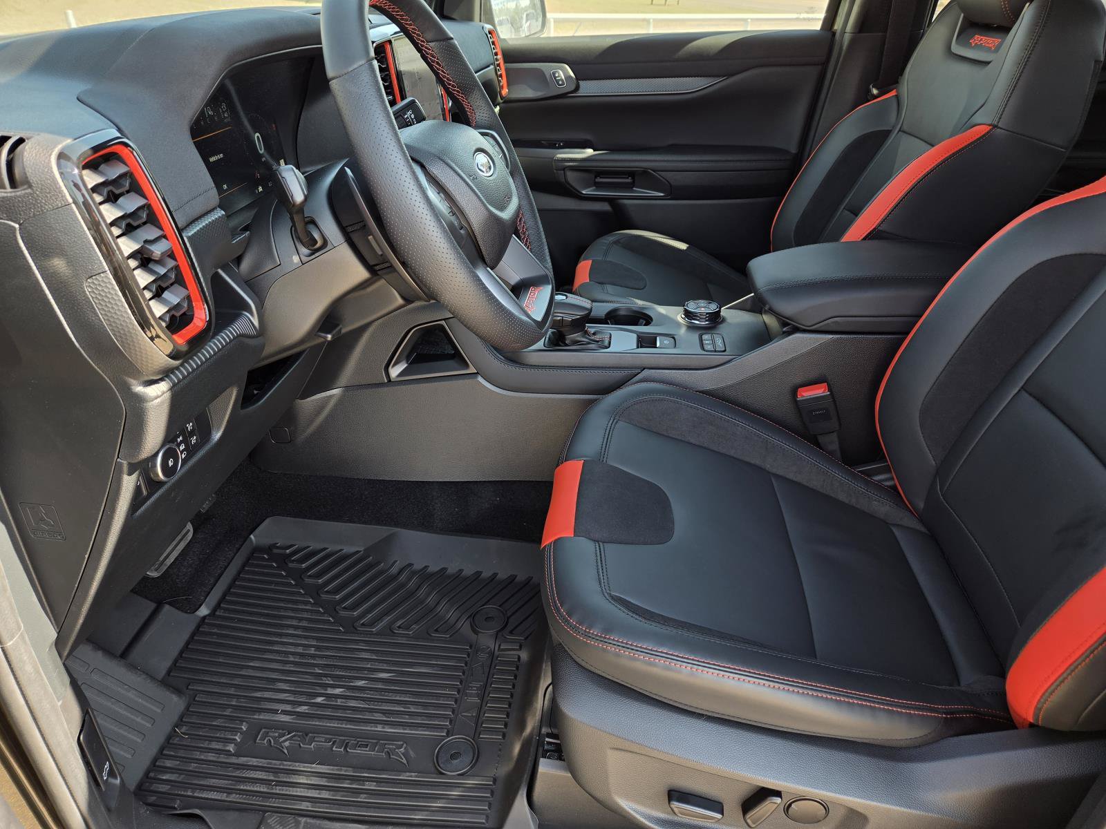 New 2026 Ford Ranger Raptor AWD/4WD image 19