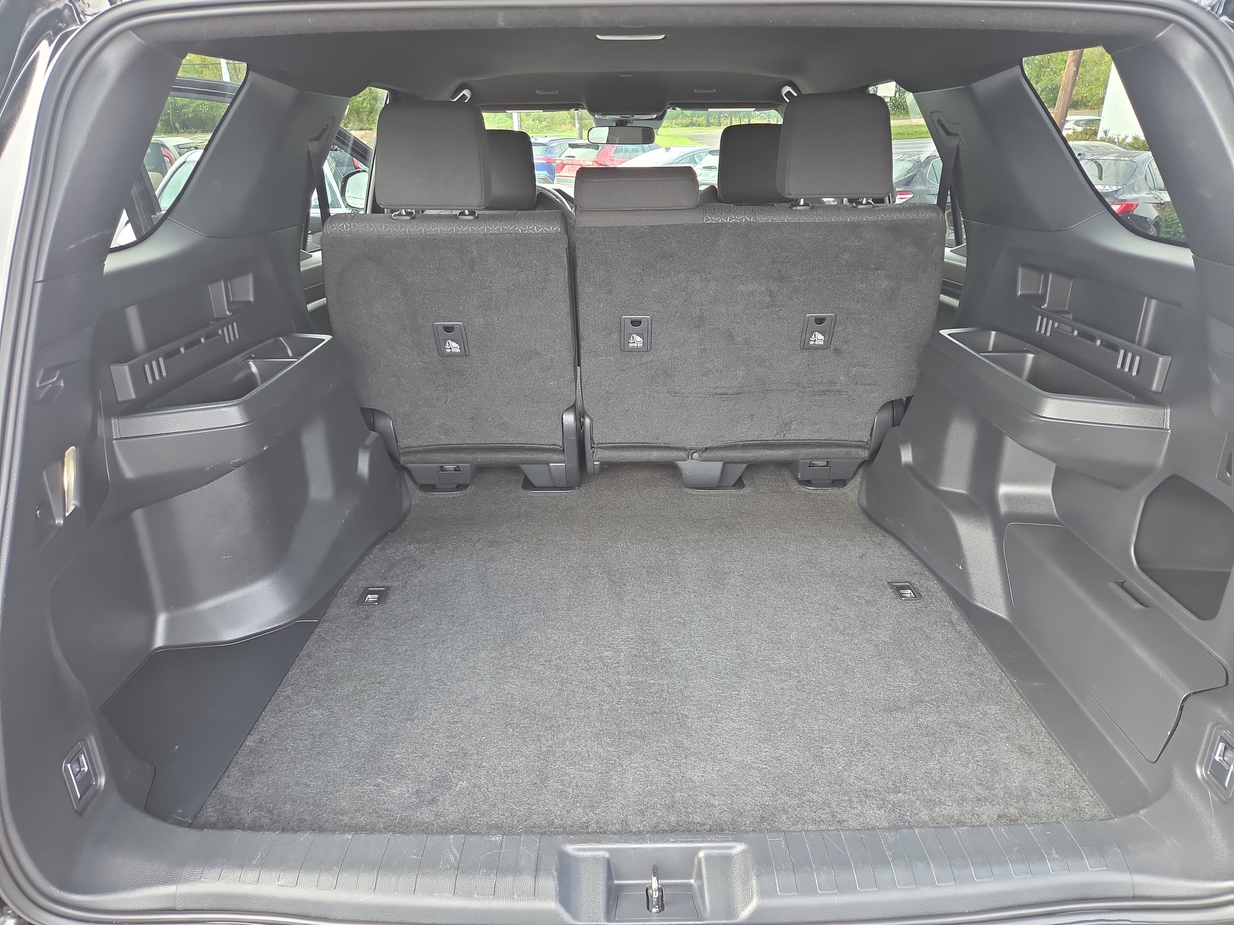 Certified 2025 Toyota 4Runner SR5 AWD/4WD image 30