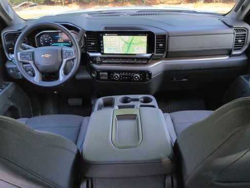 Certified 2026 Chevrolet Silverado 1500 LT RWD image 21