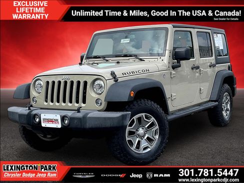 Used 2017 Jeep Wrangler Unlimited Rubicon w/ Dual Top Group AWD/4WD image 3