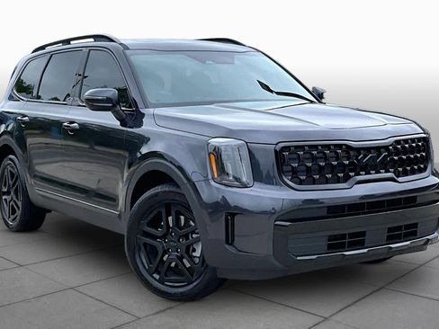 Used 2025 Kia Telluride EX X-Line AWD/4WD image 3