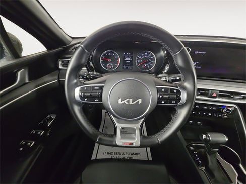 Used 2022 Kia K5 GT-Line image 12