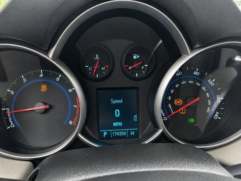 Used 2011 Chevrolet Cruze LS w/ Connectivity Package FWD image 14