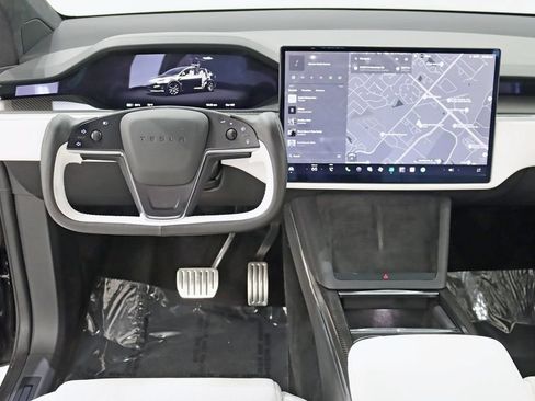 Used 2022 Tesla Model X Plaid AWD/4WD image 13