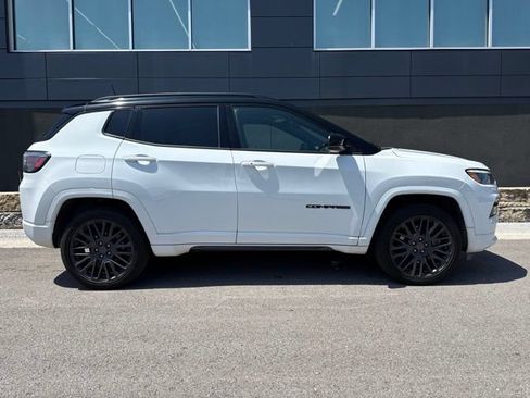 Used 2023 Jeep Compass High Altitude AWD/4WD image 2