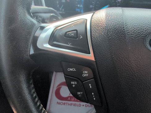 Used 2019 Ford Fusion Titanium AWD/4WD image 18