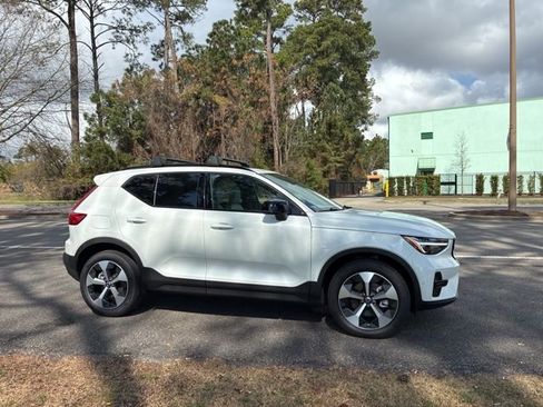 New 2026 Volvo XC40 B5 Plus w/ Protection Package Premier image 3