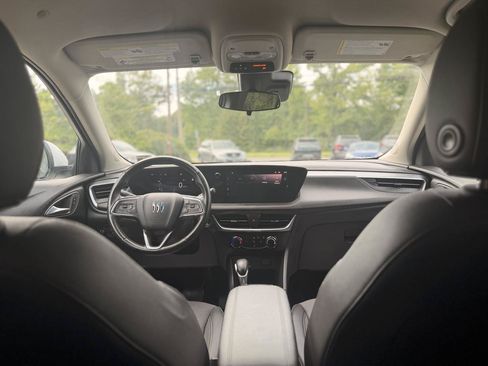 Used 2024 Buick Encore GX Preferred FWD image 22