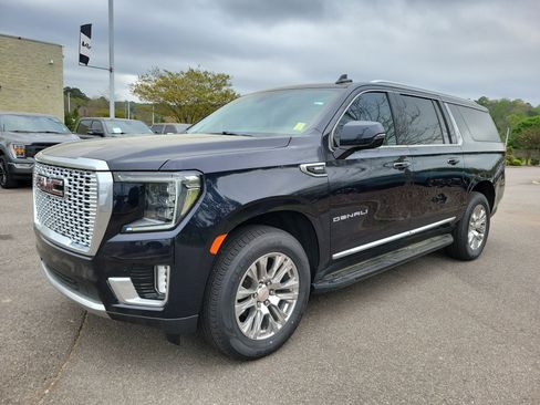 Used 2021 GMC Yukon XL Denali RWD image 19