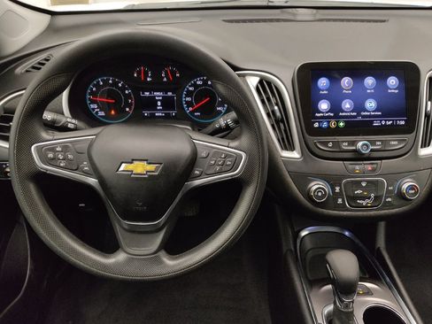 Used 2022 Chevrolet Malibu LS w/ Driver Confidence Package II FWD image 22