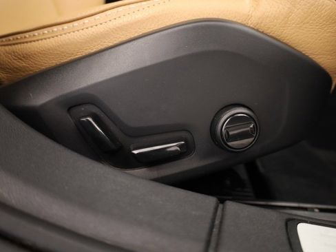 Used 2020 Volvo V60 T5 Cross Country w/ Protection Package Premier image 32