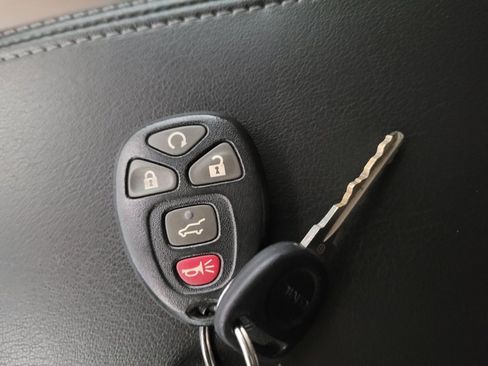 Used 2014 GMC Acadia SLT w/ Technology Package image 32