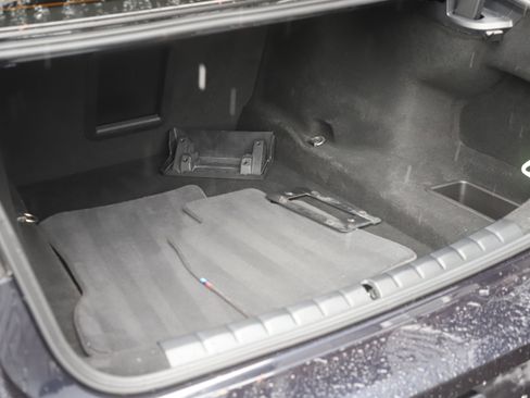 Used 2024 BMW 760i xDrive image 13