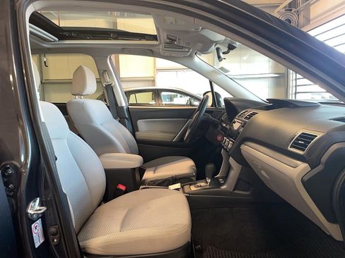 Used 2018 Subaru Forester 2.5i Premium image 19