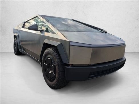 Used 2024 Tesla Cybertruck AWD Crew Cab image 3