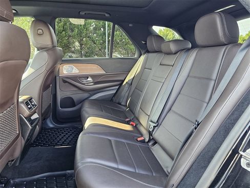 Used 2021 Mercedes-Benz GLE 350 w/ AMG Line Exterior image 19