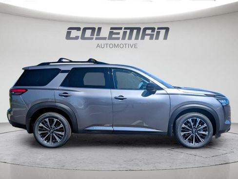 New 2026 Nissan Pathfinder Platinum AWD/4WD image 32