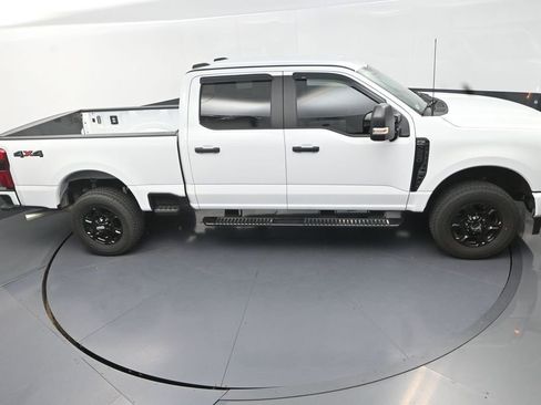 Used 2024 Ford F250 XL w/ STX Appearance Package AWD/4WD image 21