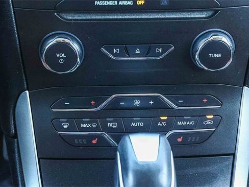 Used 2018 Ford Edge SEL w/ Equipment Group 201A image 13