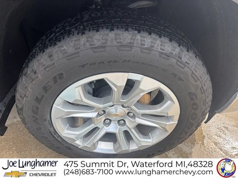 Used 2024 Chevrolet Silverado 1500 LTZ AWD/4WD image 10