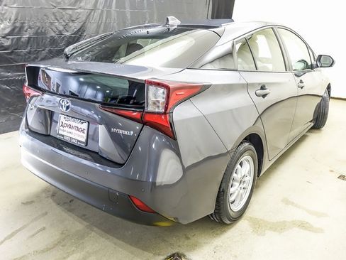 Certified 2022 Toyota Prius LE image 7