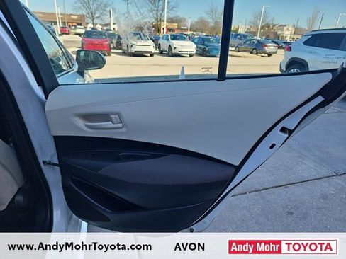 Used 2024 Toyota Corolla LE image 29