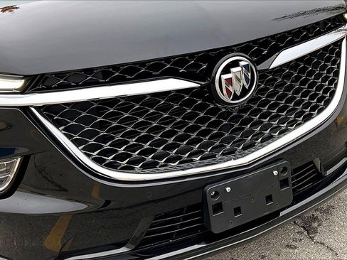 Used 2022 Buick Enclave Avenir w/ Avenir Technology Package image 29