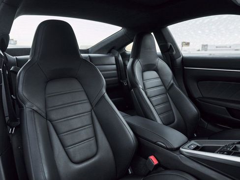 Used 2021 Porsche 911 Turbo S image 35