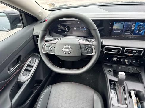 New 2026 Nissan Sentra SR w/ SR Premium Package FWD image 16