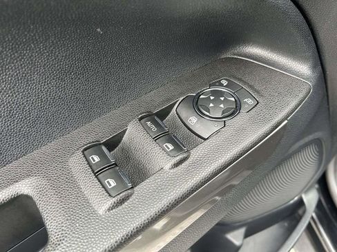 Certified 2018 Ford EcoSport SE image 16