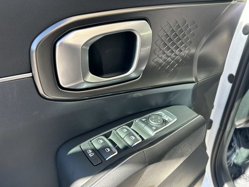 New 2026 Kia Sorento EX AWD/4WD image 17