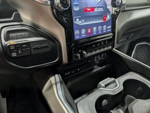 Used 2019 RAM 3500 Laramie AWD/4WD image 25